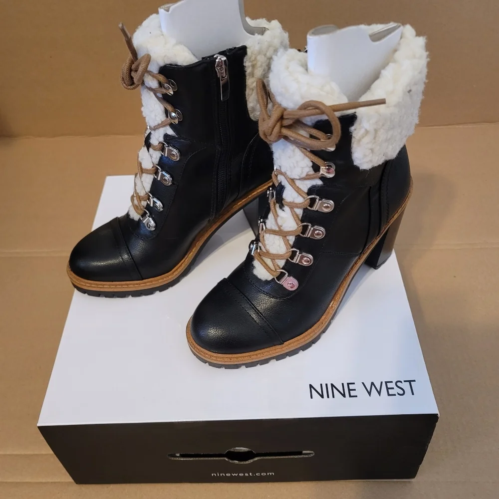 NINE WEST PENNI FUR BOOTIES SIZE 5 - Picture 1 of 5